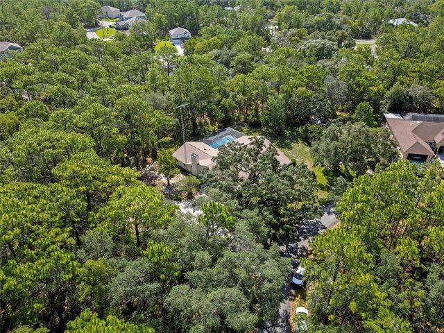 12 MAYFLOWER COURT E, Homosassa, FL 34446