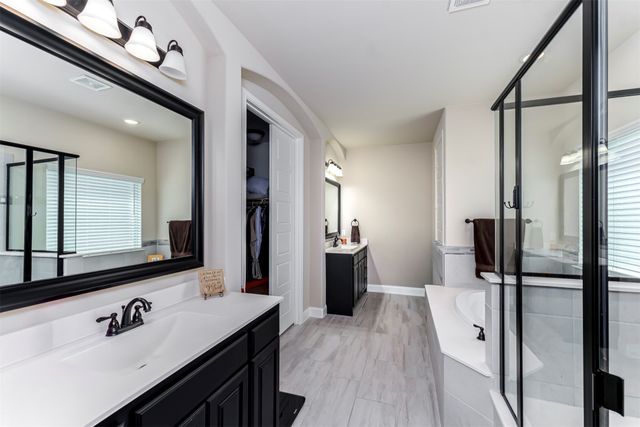 606 Lonesome Dove Drive, Midlothian, TX 76065