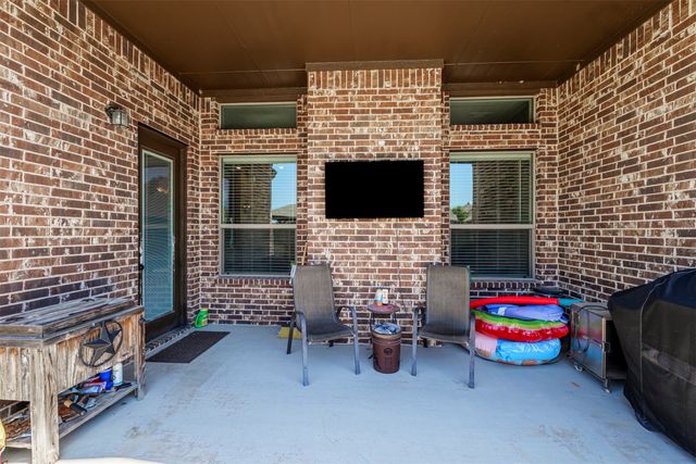 606 Lonesome Dove Drive, Midlothian, TX 76065