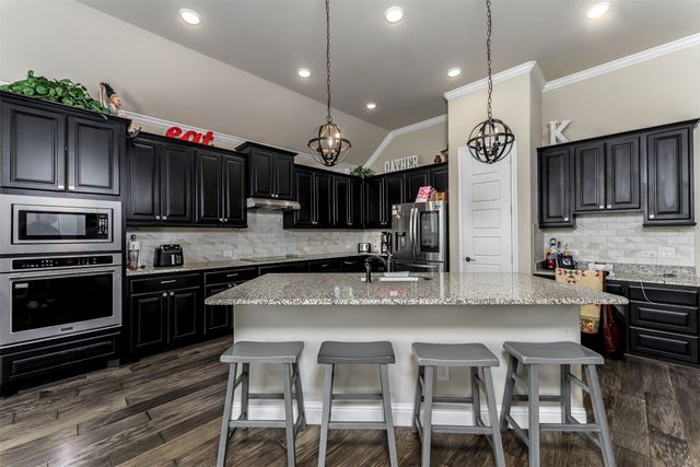 606 Lonesome Dove Drive, Midlothian, TX 76065