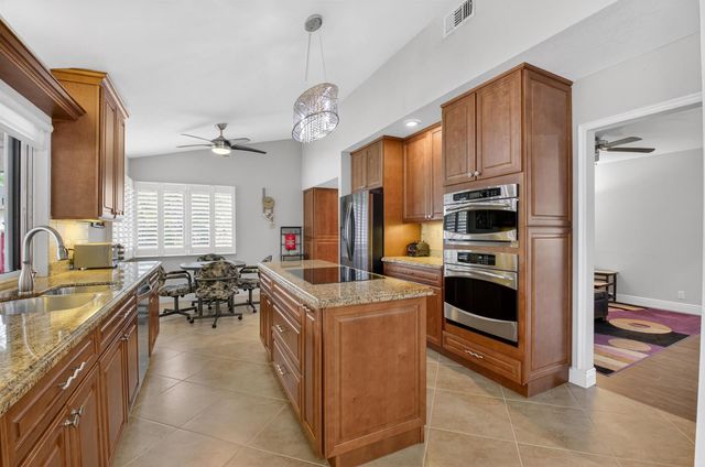 18232 104th Terrace S, Boca Raton, FL 33498