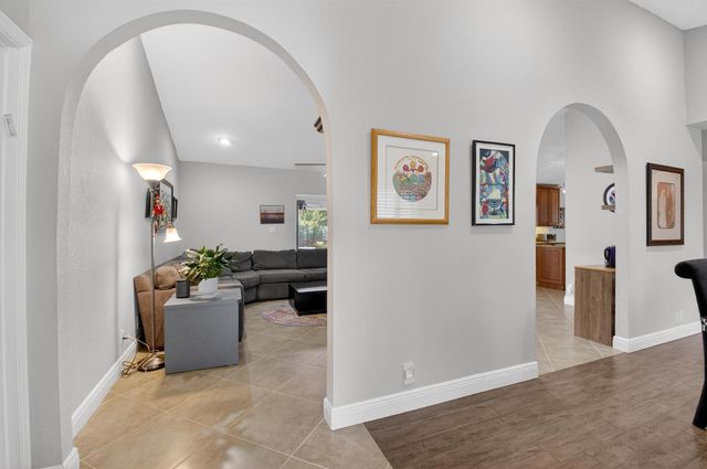 18232 104th Terrace S, Boca Raton, FL 33498