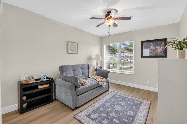 18232 104th Terrace S, Boca Raton, FL 33498