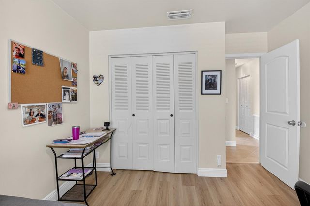18232 104th Terrace S, Boca Raton, FL 33498