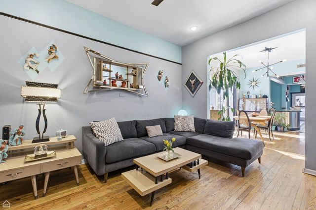 3404 N Albany Avenue, Chicago, IL 60618