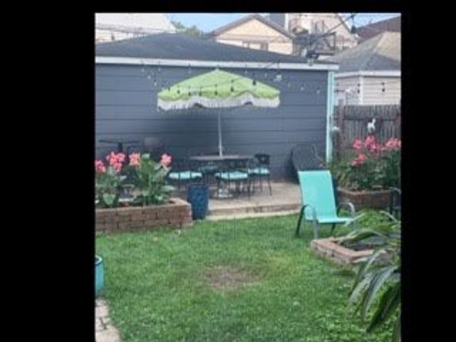 3404 N Albany Avenue, Chicago, IL 60618