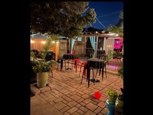 3404 N Albany Avenue, Chicago, IL 60618