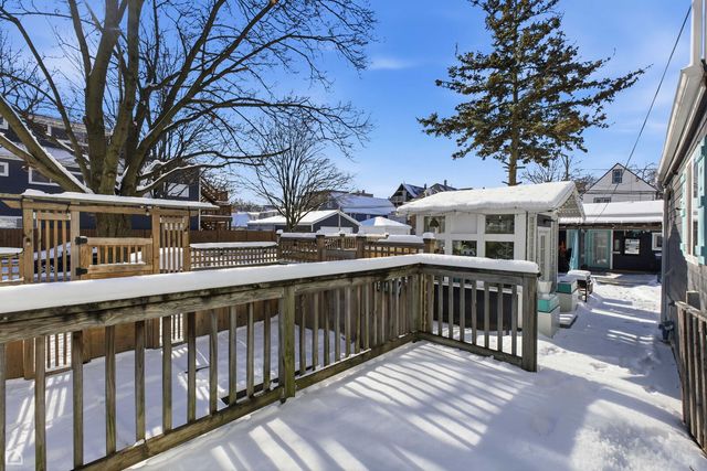 3404 N Albany Avenue, Chicago, IL 60618