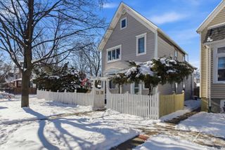 3404 N Albany Avenue, Chicago, IL 60618