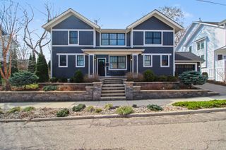 211 W Davis Avenue, Ann Arbor, MI 48103