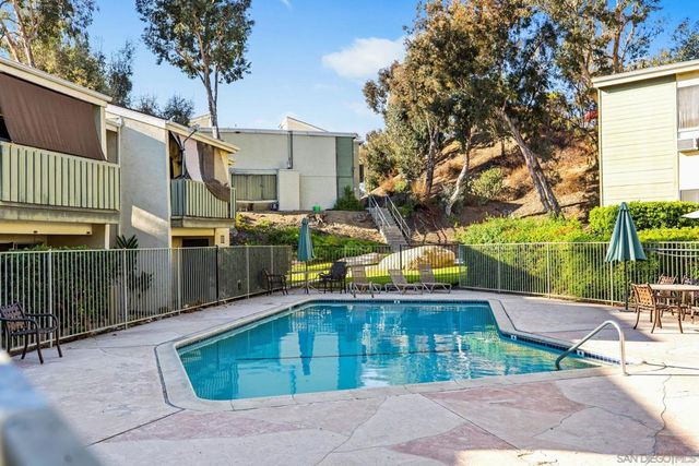 830 W Lincoln Ave 182, Escondido, CA 92026