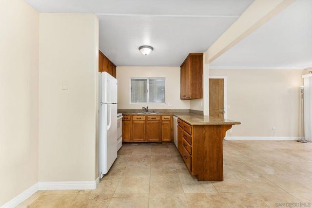 830 W Lincoln Ave 182, Escondido, CA 92026