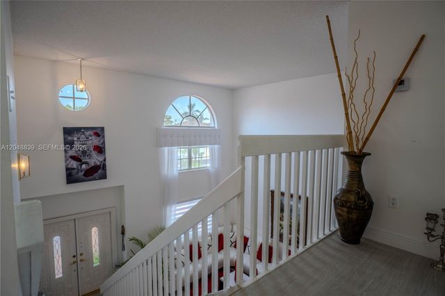 19702 NW 84th Place, Hialeah, FL 33015