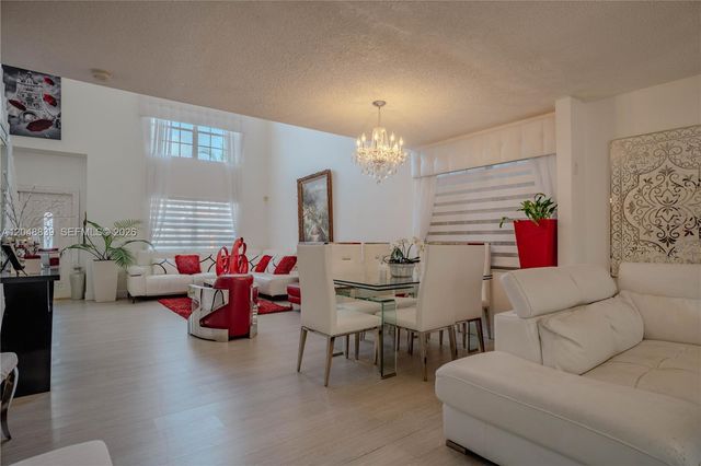 19702 NW 84th Place, Hialeah, FL 33015