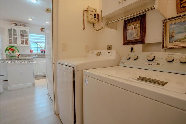 19702 NW 84th Place, Hialeah, FL 33015
