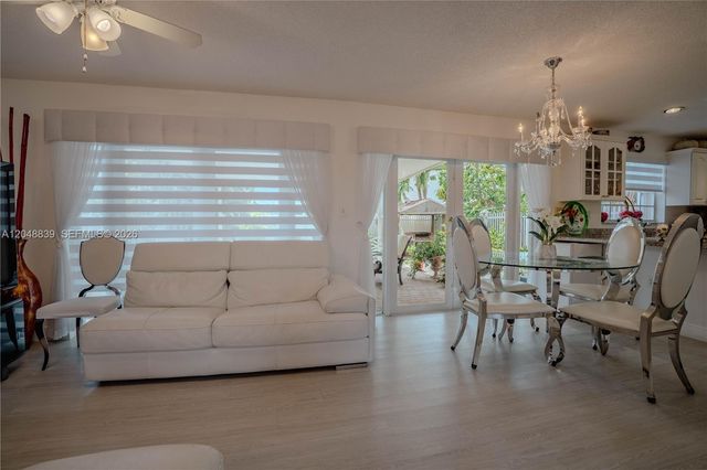 19702 NW 84th Place, Hialeah, FL 33015