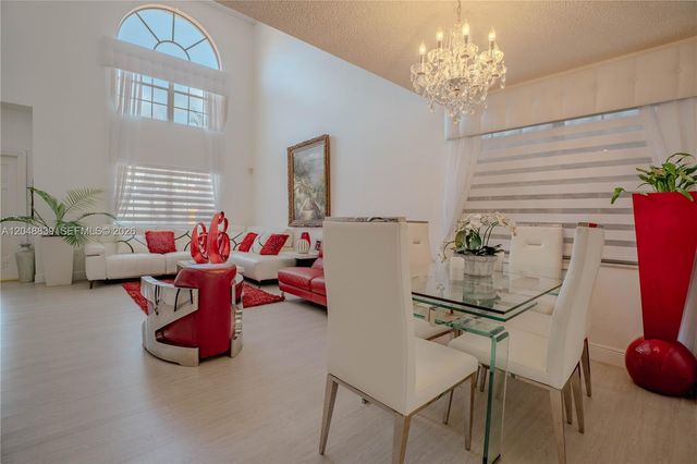 19702 NW 84th Place, Hialeah, FL 33015