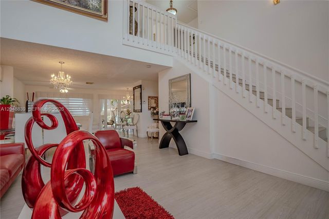 19702 NW 84th Place, Hialeah, FL 33015