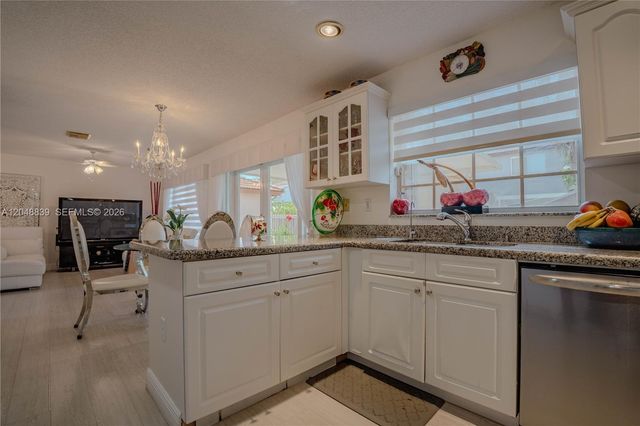 19702 NW 84th Place, Hialeah, FL 33015