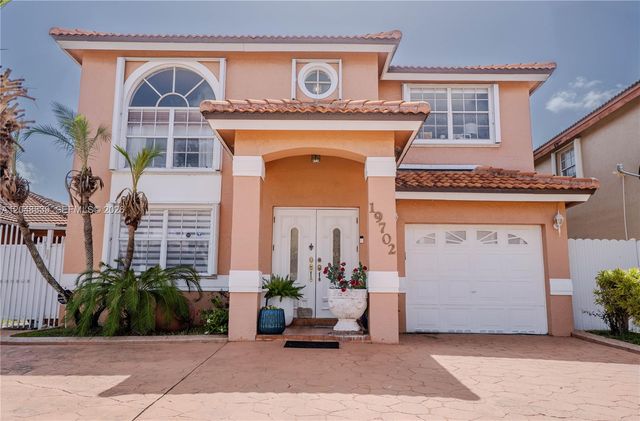 19702 NW 84th Place, Hialeah, FL 33015