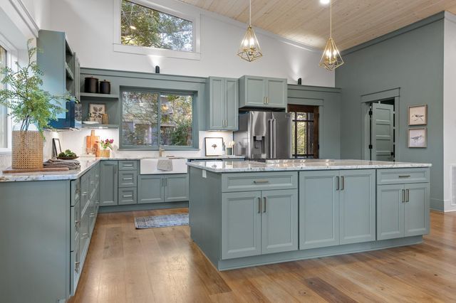 1815 Lula Lake Road, Lookout Mountain, GA 30750