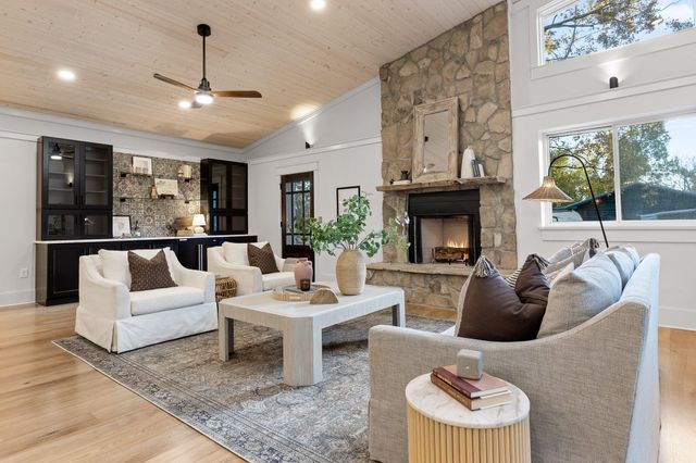 1815 Lula Lake Road, Lookout Mountain, GA 30750