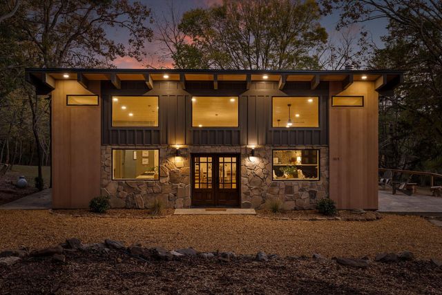 1815 Lula Lake Road, Lookout Mountain, GA 30750