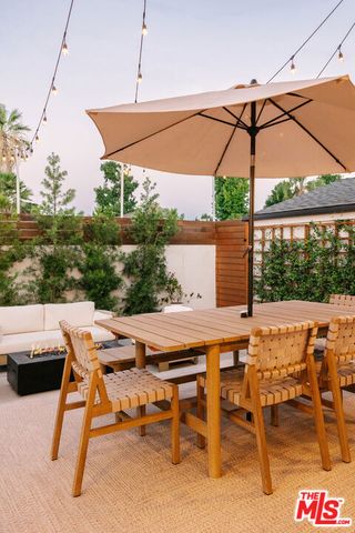 5724 Saloma Avenue, Sherman Oaks, CA 91411