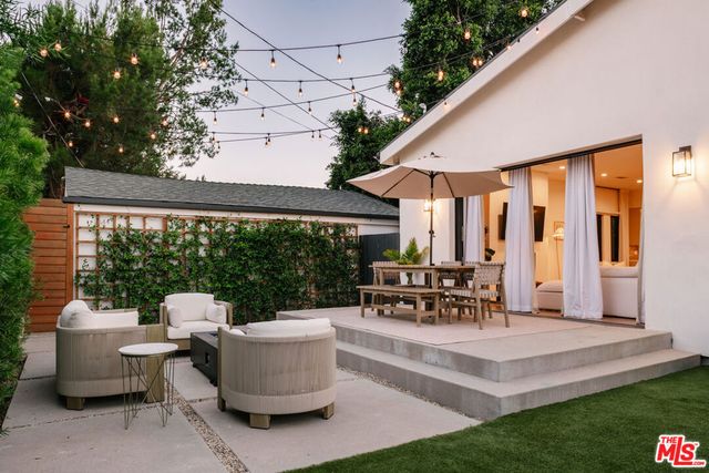 5724 Saloma Avenue, Sherman Oaks, CA 91411