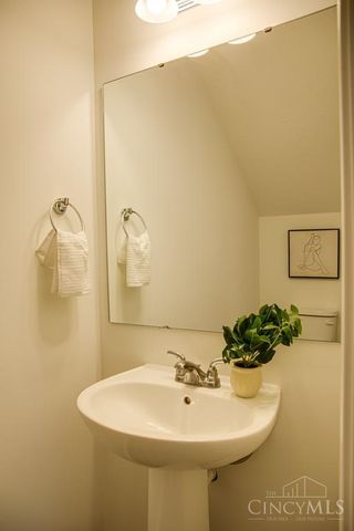 1514 Summerview Lane, Miami Twp, OH 45150