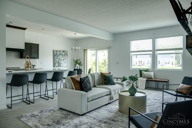 1514 Summerview Lane, Miami Twp, OH 45150