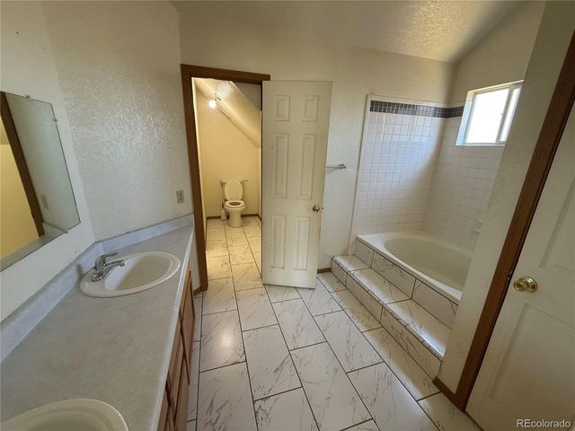 4148 S Lewiston Cir, Aurora, CO 80013