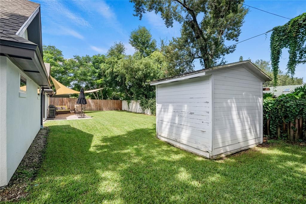 Image 15 of property listing at 2433 WHITEHALL CIRCLE, Winter Park, FL 32792