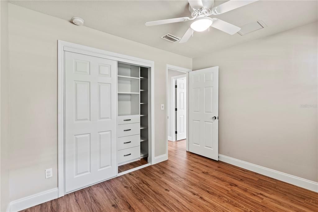 Image 30 of property listing at 2433 WHITEHALL CIRCLE, Winter Park, FL 32792