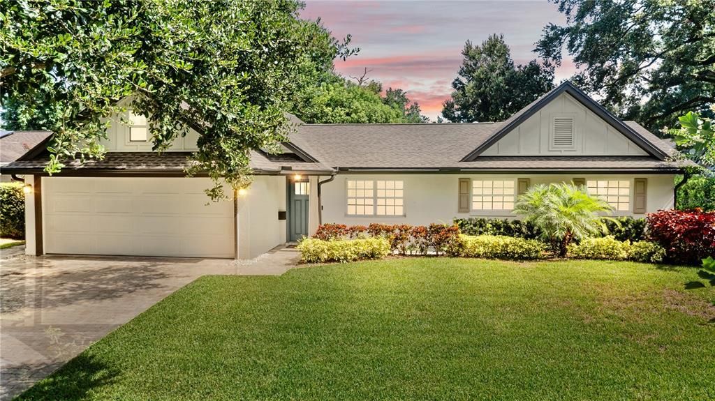 Image 38 of property listing at 2433 WHITEHALL CIRCLE, Winter Park, FL 32792