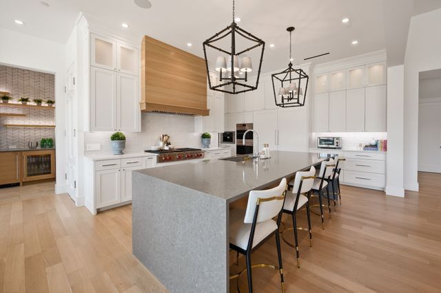 805 Stacy Drive, Southlake, TX 76092