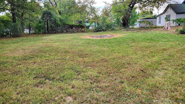 1309 S 3rd Street, Stilwell, OK 74960
