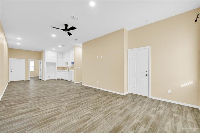 706 N 25th Street, Mission, TX 78574