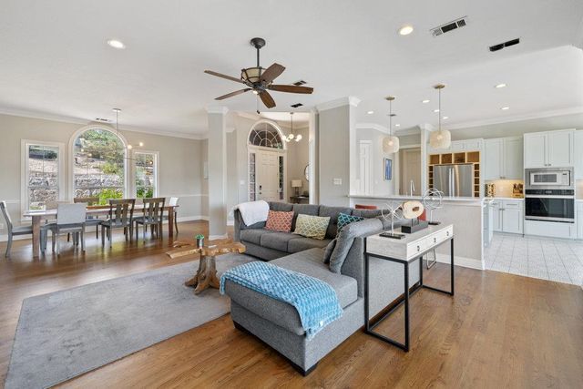 5214 McCormick Mountain DR, Austin, TX 78734