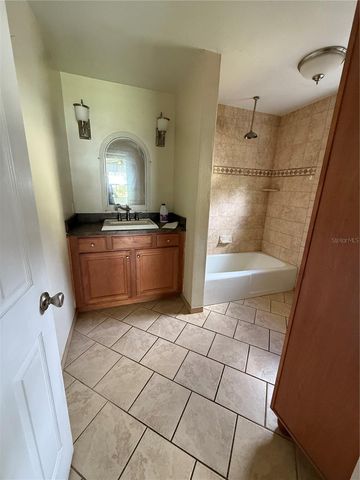 40907 W 3RD AVENUE, Umatilla, FL 32784