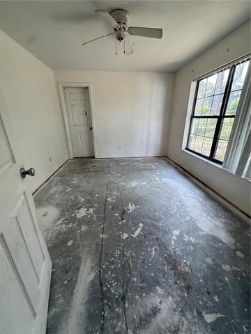 40907 W 3RD AVENUE, Umatilla, FL 32784