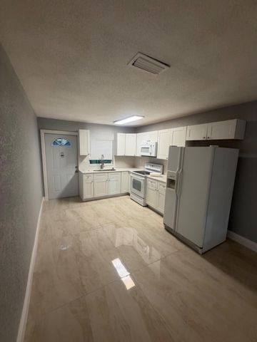 3886 NW 213th Street, Miami Gardens, FL 33055