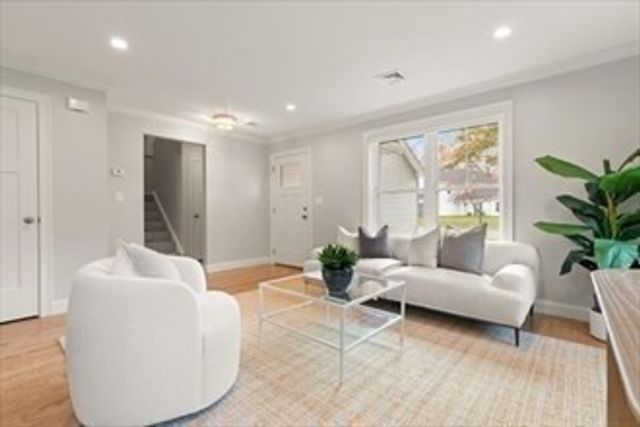 2 Barracks Road 2, Hudson, MA 01749