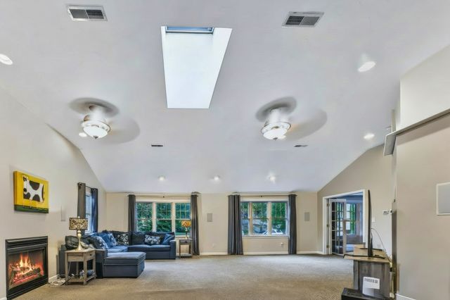 20 Gover Rd, Millbury, MA 01527