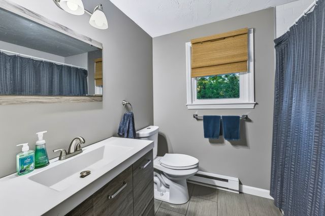 20 Gover Rd, Millbury, MA 01527