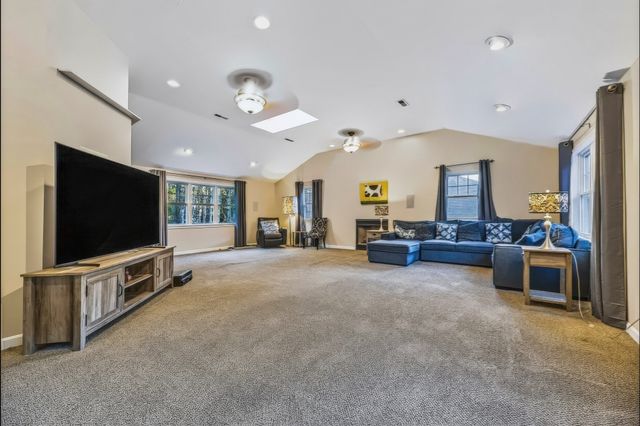 20 Gover Rd, Millbury, MA 01527