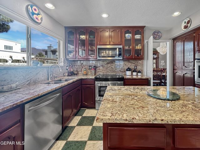 1109 NOBLE RIDGE Way, El Paso, TX 79912