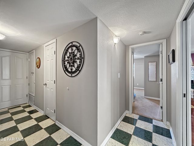 1109 NOBLE RIDGE Way, El Paso, TX 79912