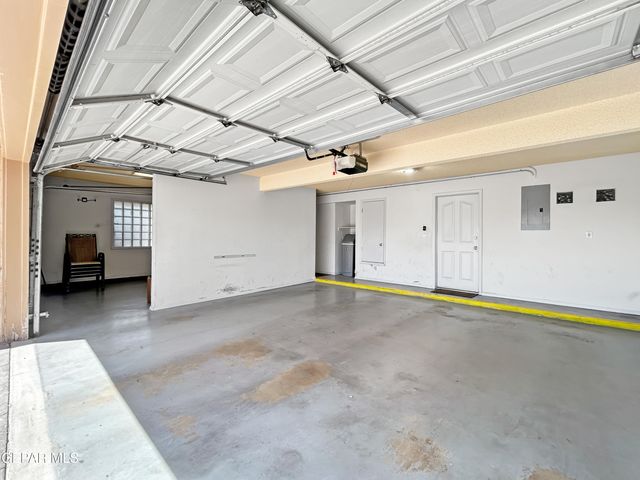 1109 NOBLE RIDGE Way, El Paso, TX 79912