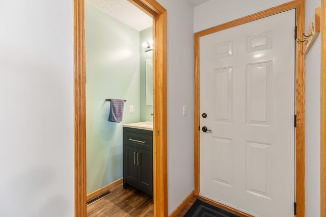 14205 Cherrywood Drive, Baxter, MN 56425